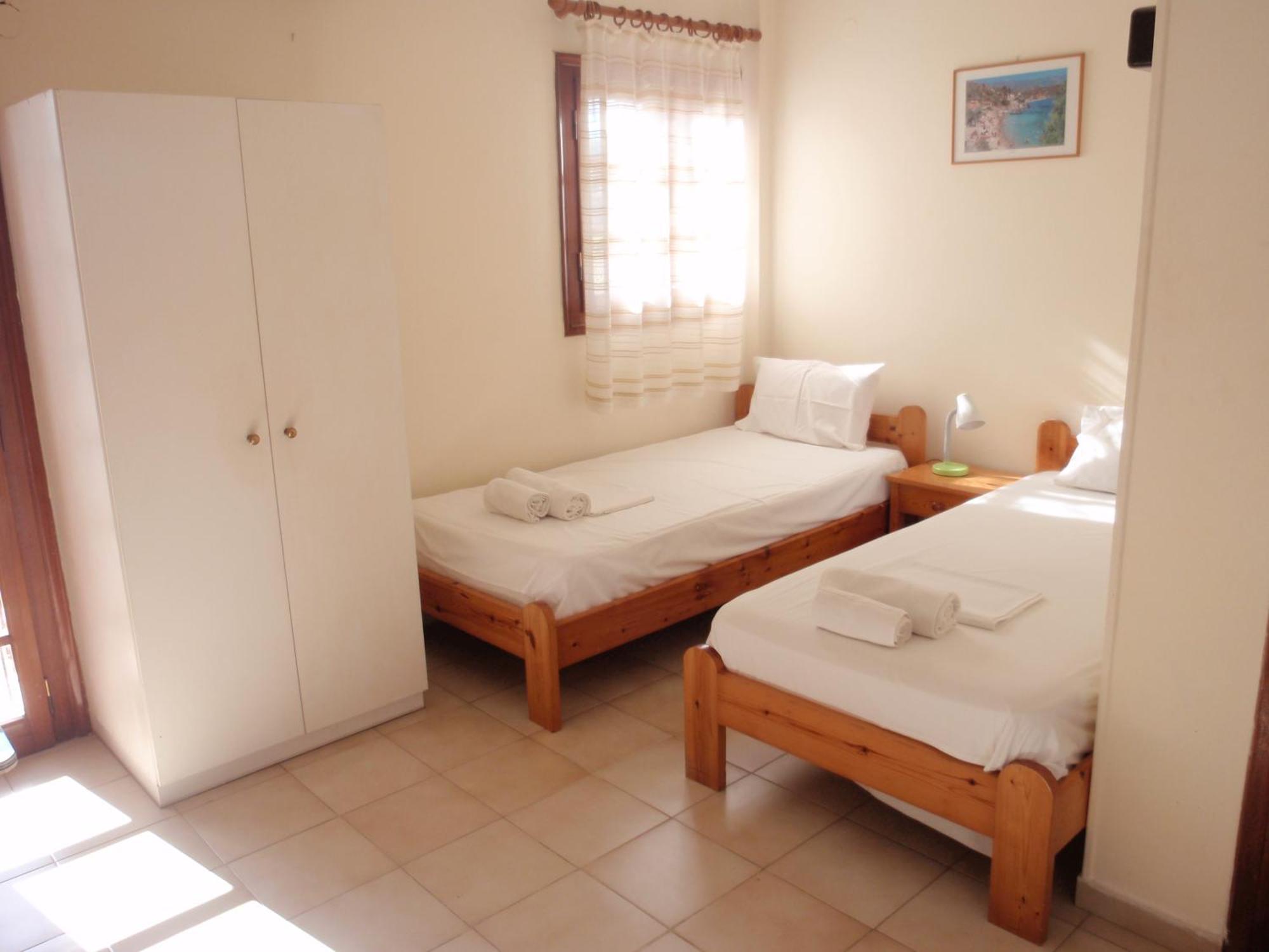 Vazakas Rooms Mytilíni Exteriör bild